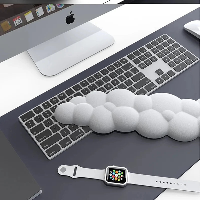 The Cloud Wrist Support